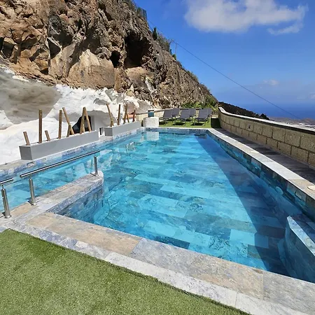 Zarzales Villa *