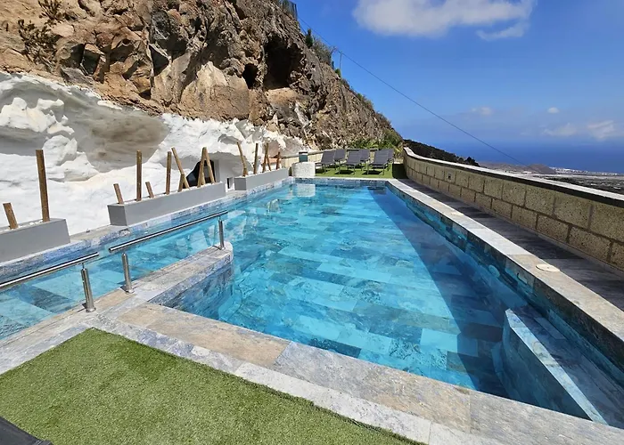 Zarzales Villa *